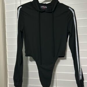 Cute, cropped black hoodie. Has a longer front to tie in a knot to make it super